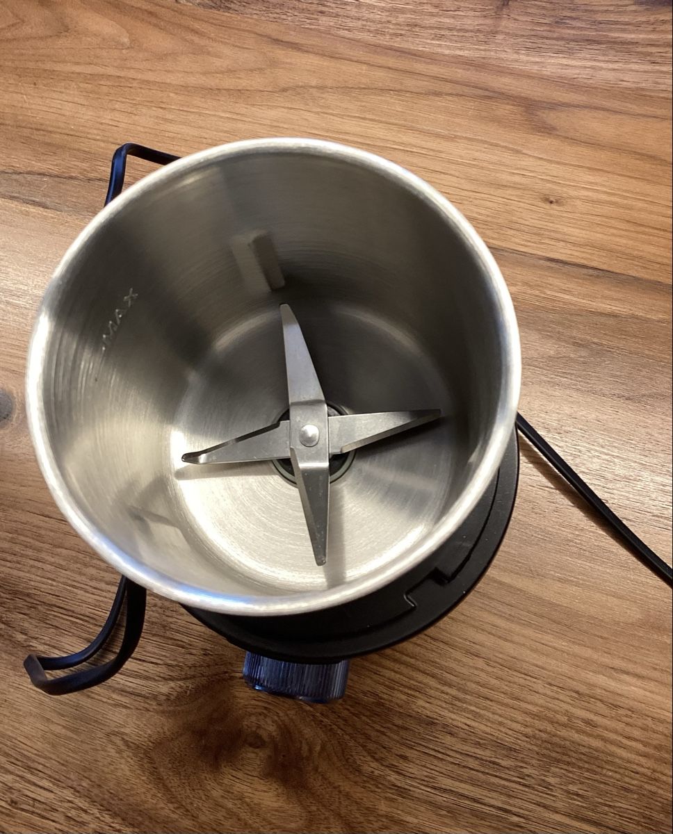 Betty Bossi Elettrodomestici da cucina: Betty Bossi Universalhacker – Usato da Glattfelden venduto da Gid0 1