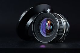 Nikon Nikkor 20mm f/2.8 Ais + HK-14 Sonneblende (sehr rar)