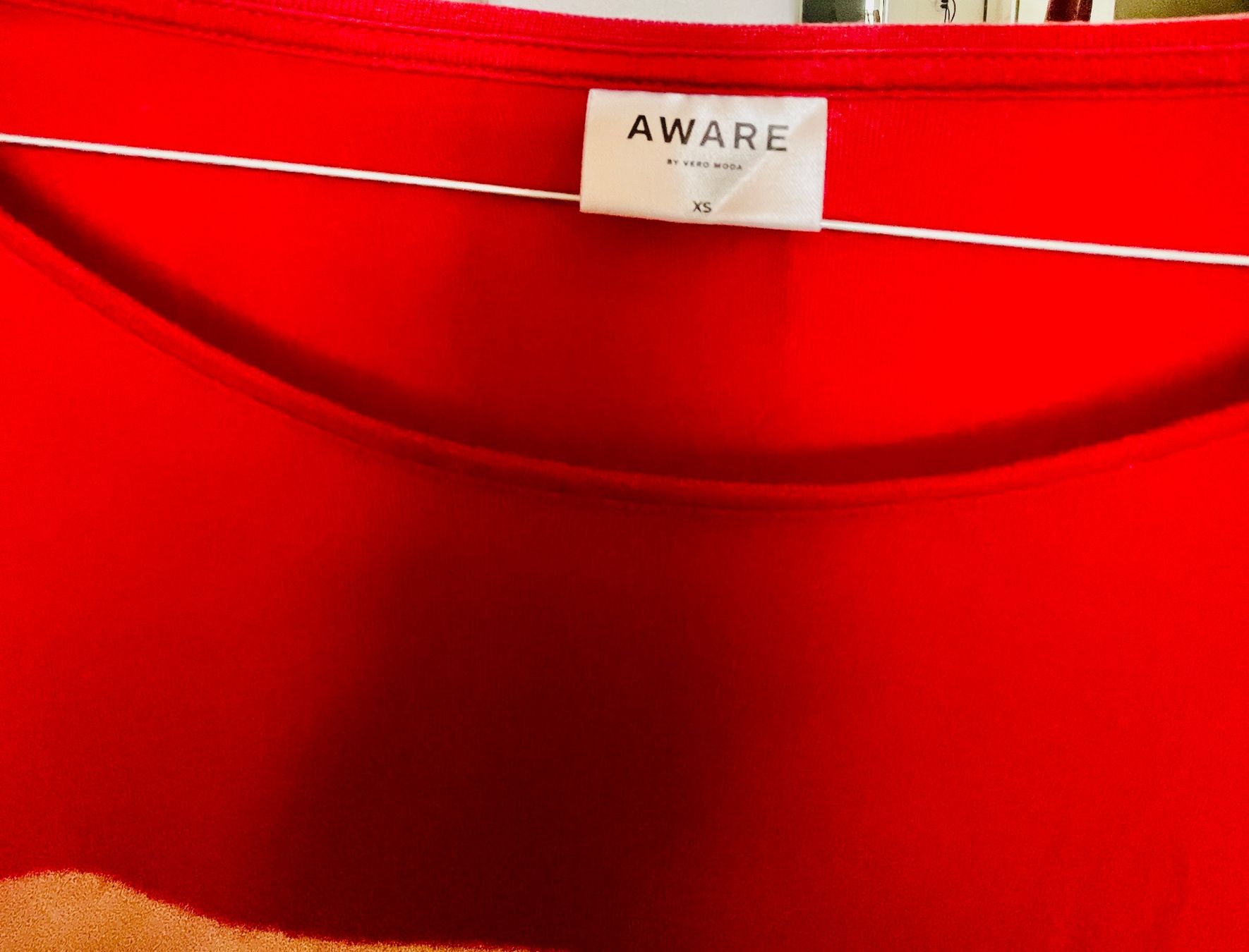 T-shirts: T-Shirt - Marke Aware – D'occasion à Gränichen par RetoLexi 3