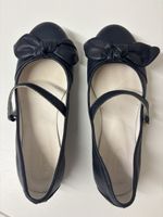 TOD'S Junior Ballerinas Size 33