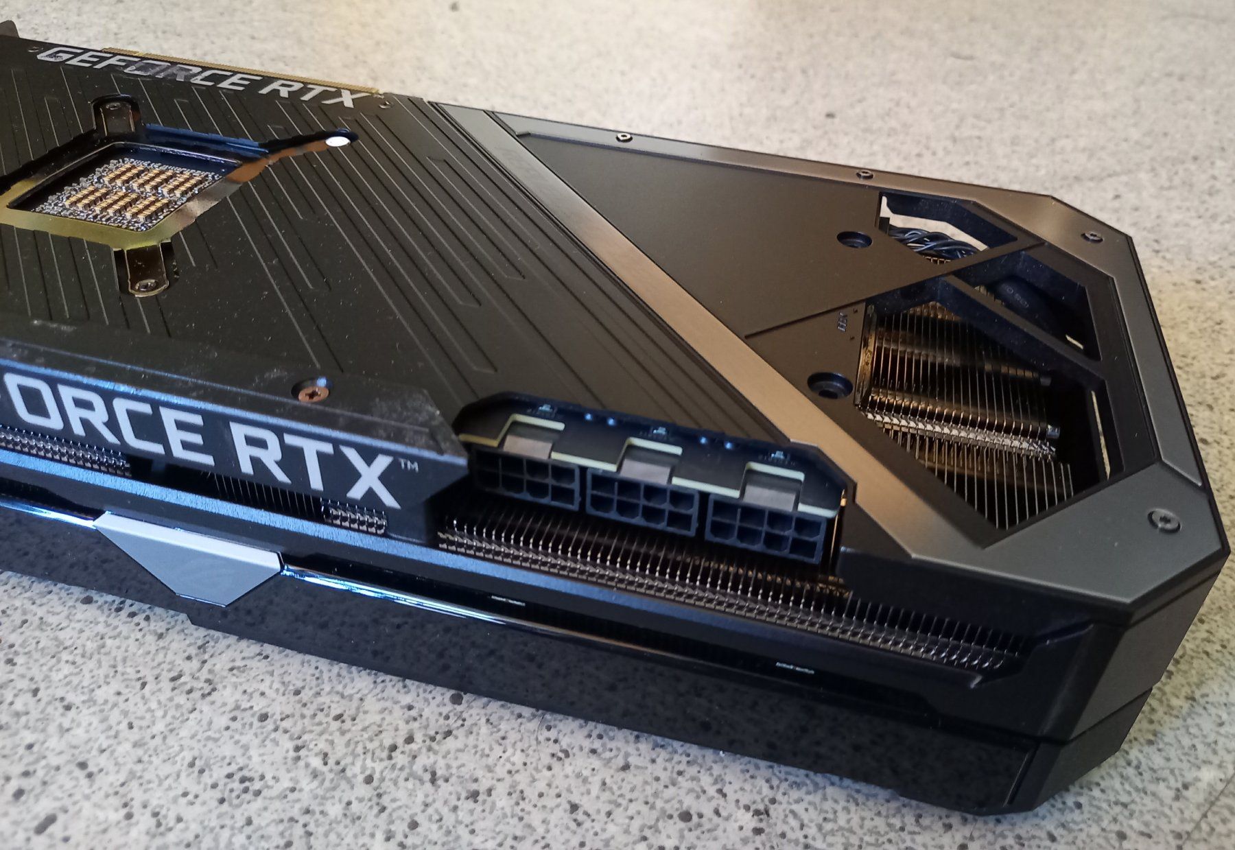 Nvidia Cartes graphiques: Geforce Rog Strix RTX 3090 24G Grafikkarte – D'occasion à Luzern par garlicia 3