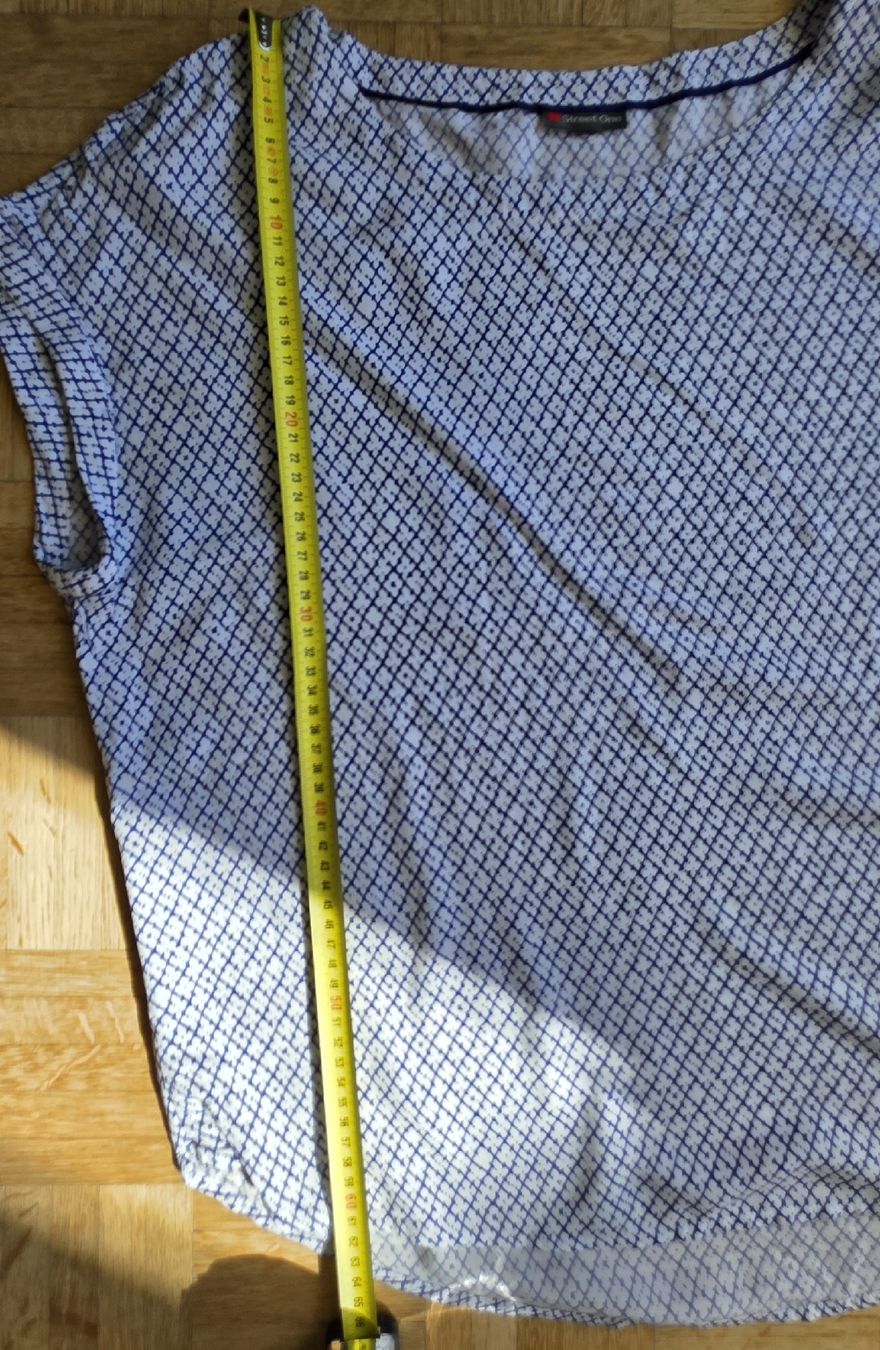 T-shirt: Chemise /Tshirt Blanc/bleu – Usato da Yverdon-les-Bains venduto da van_dq65 5