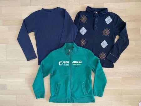 Warmes Kleiderpaket für Jungs Gr. 140-146. Oberteile.