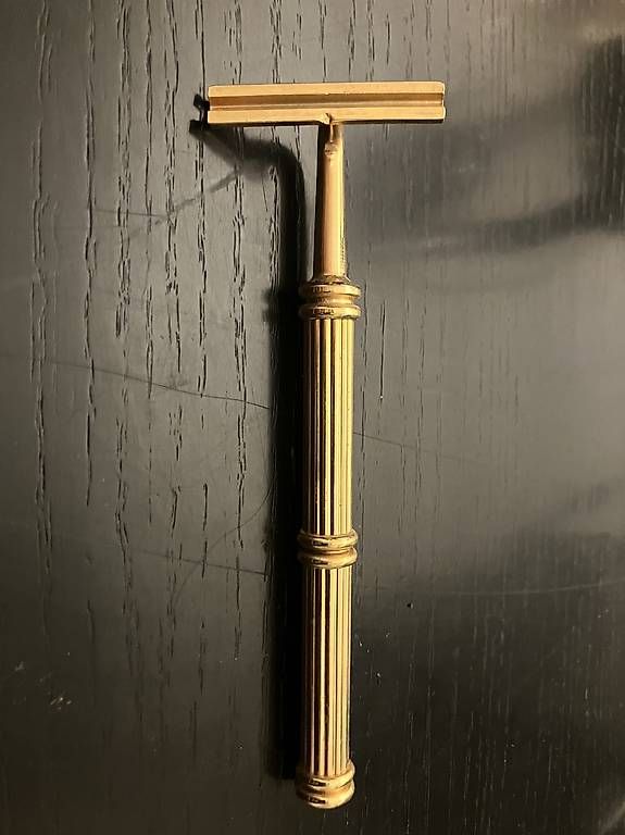 Rasoi & Lamette da barba: Rasoio a lametta, in ottone, vintage – Usato da Origlio venduto da Zeto.81 2