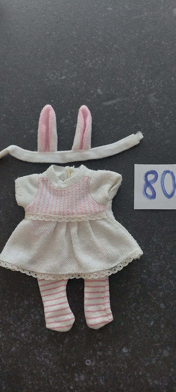 Puppen: Puppenkleider gebraucht klein   – Gebraucht aus Muri AG von nindo1 6
