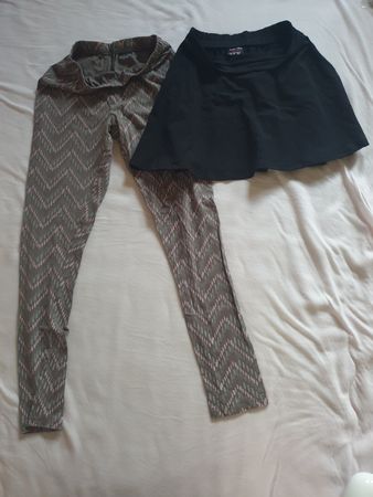 Schicker Rock mit Leggings Gr. XS