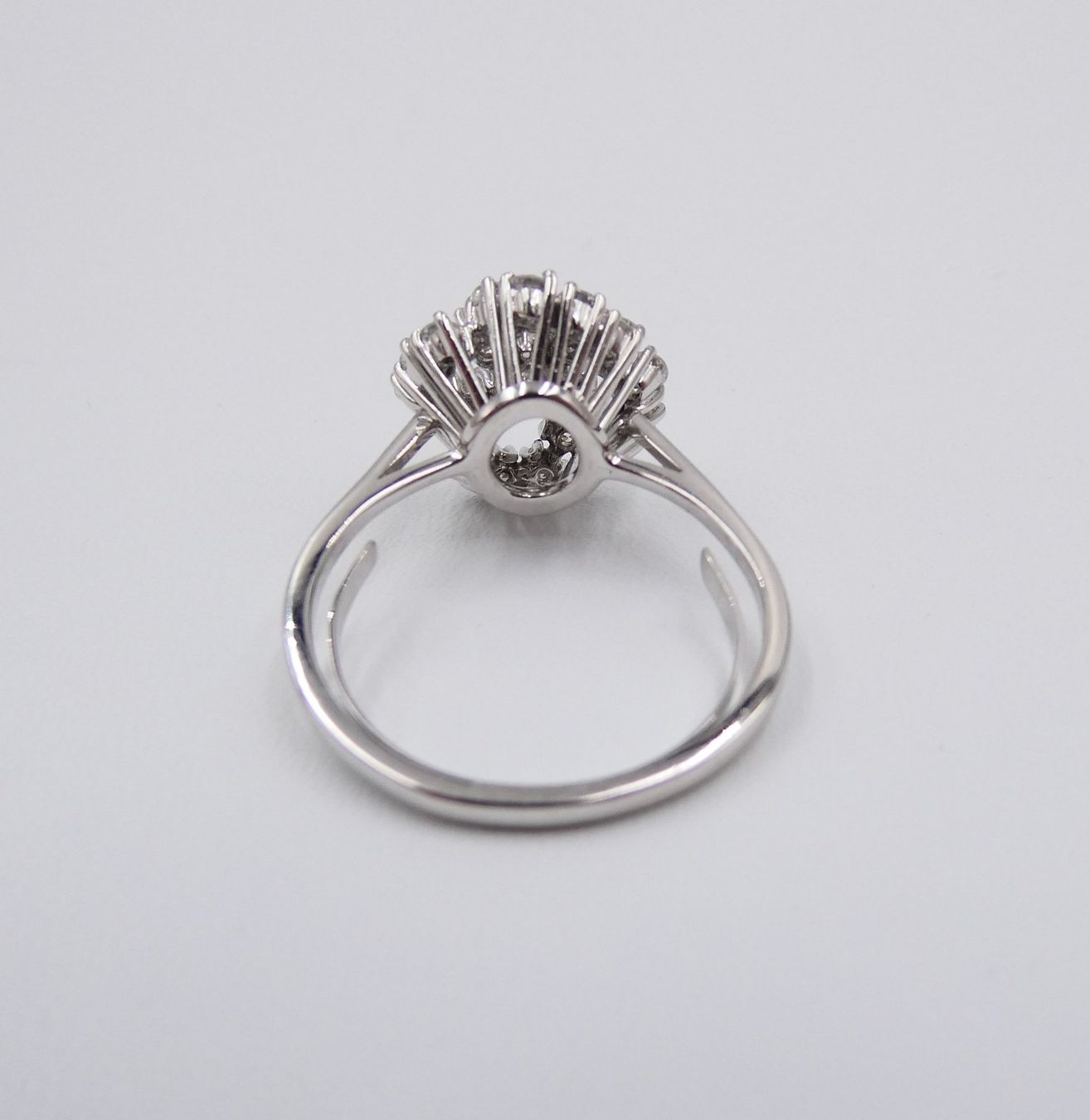 Ringe: VINTAGE DIAMANT RING IN 750 WEISSGOLD – Gebraucht aus Luzern von EdiGem 6