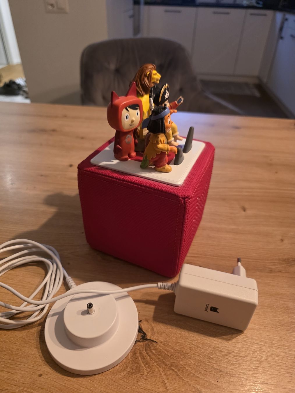Hörbücher: Tonibox, inklusive Vier Figuren – Gebraucht aus Lausen von Loran13 4