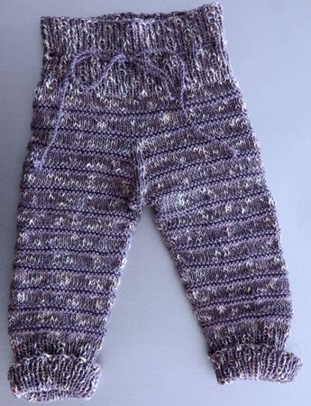 TAILLE 62 - HOSE NEU - HANDARBEIT