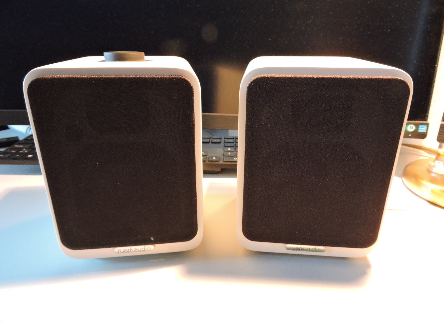 Ruark Casse acustiche: Ruark Audio MR1 Bluethooth Lautsprecherset Weiss – Usato da Hauptwil venduto da Borusse01 8