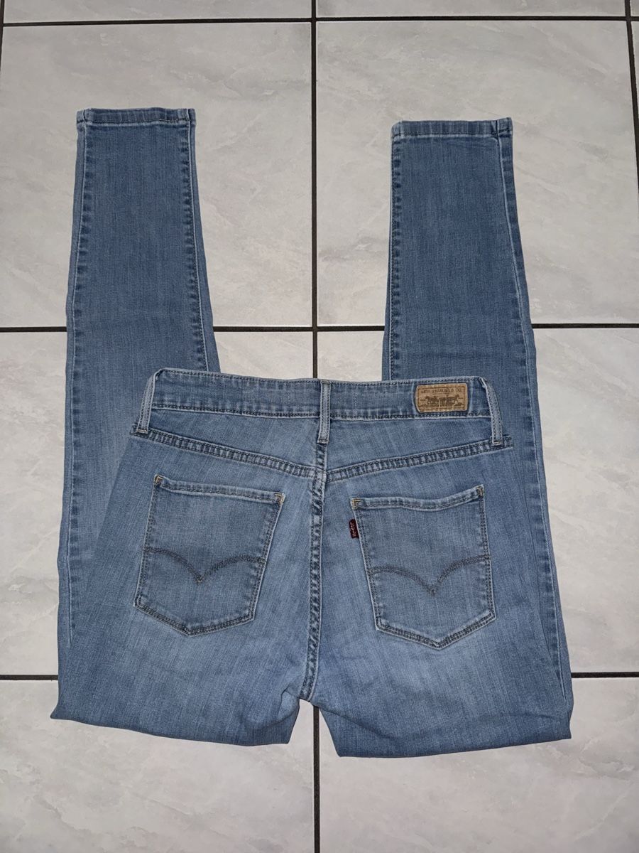 Levi's Jeans: Levi's Damen Jeans, Grösse 4/27, hellblau – Usato da Hergiswil NW venduto da kaufe_bei_kaufmann 1