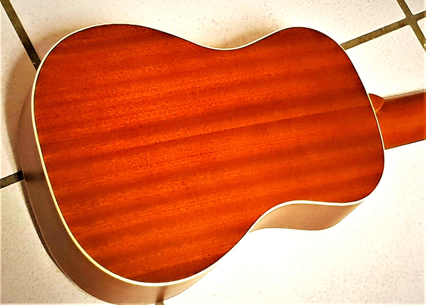 Musikinstrumente: Concert-Ukulele  ORTEGA  RU 11 mit Etui – Neu (gemäss Beschreibung) aus Wöschnau von Musikhaus-Luethy5012 5
