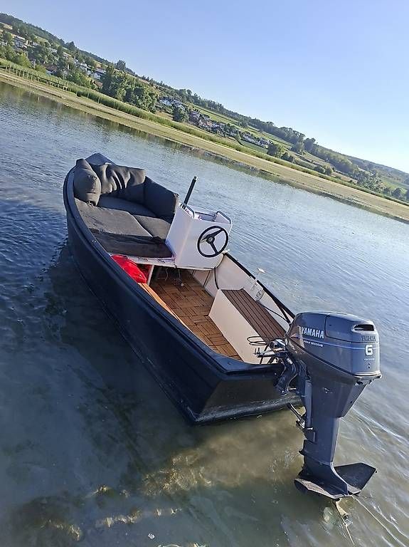 Bateaux: Boot mit 6PS Bodenseezulassung ab MFK – D'occasion à Tägerwilen par WKofAngmar