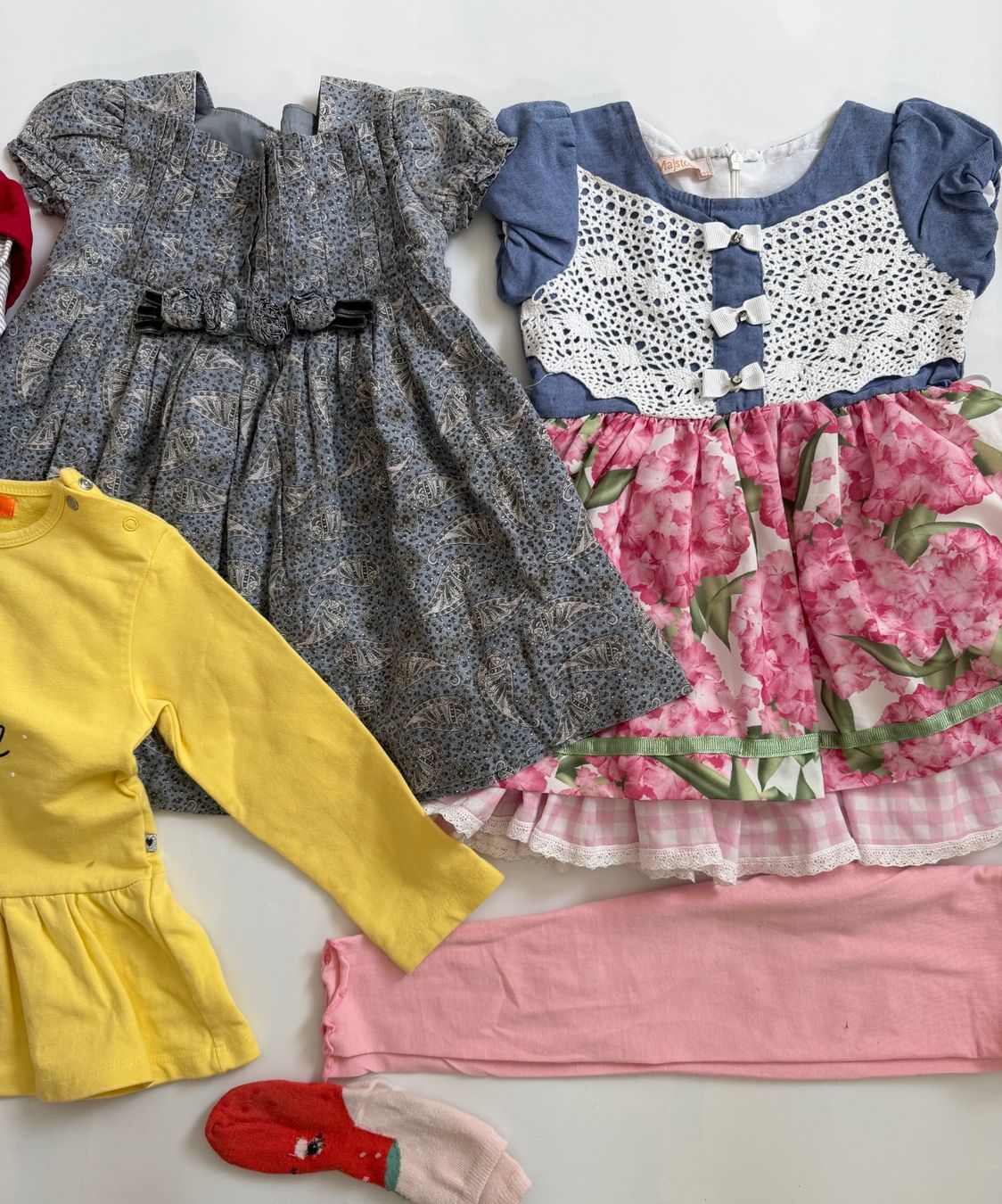 Lotti & Set di vestiti: Kleiderpacket für Mädchen ca 80 – Usato da Zumikon venduto da natalia6211 3