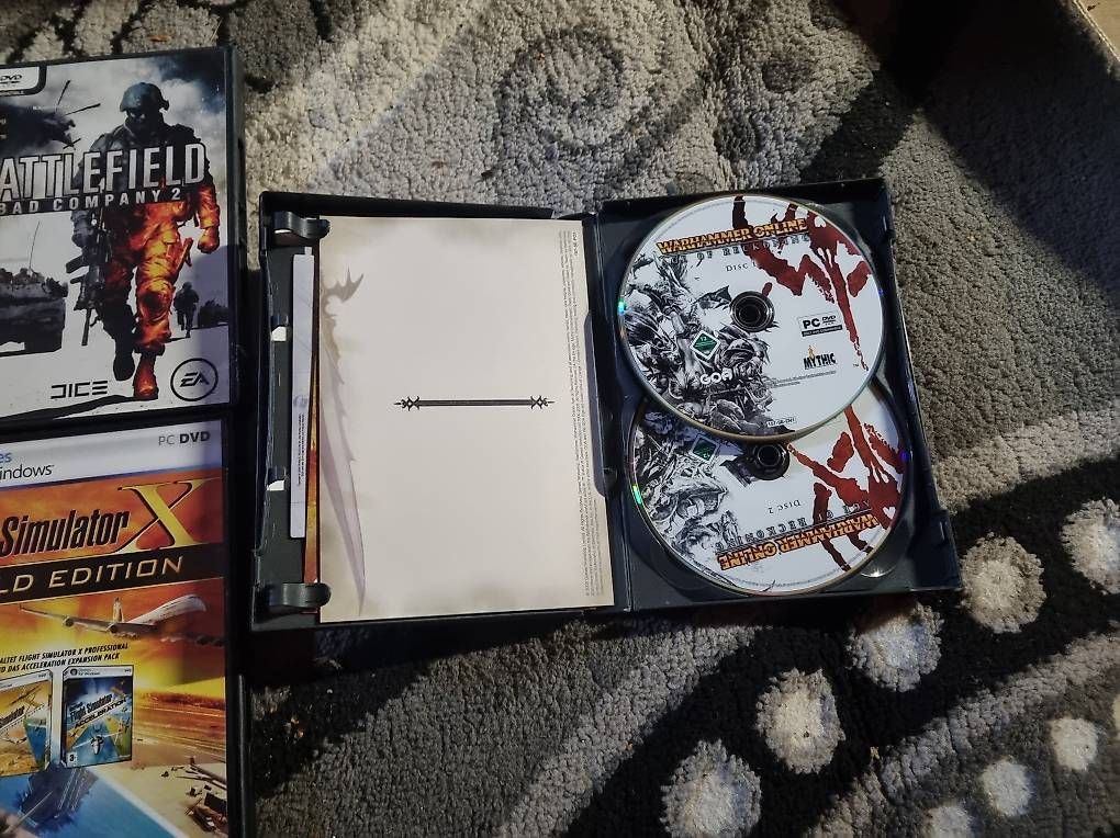 Jeux: 40 Pc Spiele Mix, Gta, Doom, Ac, COD etc. – D'occasion à Zürich par A.R.A 3