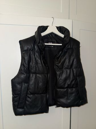 Zara Weste Kunstleder schwarz wie neu