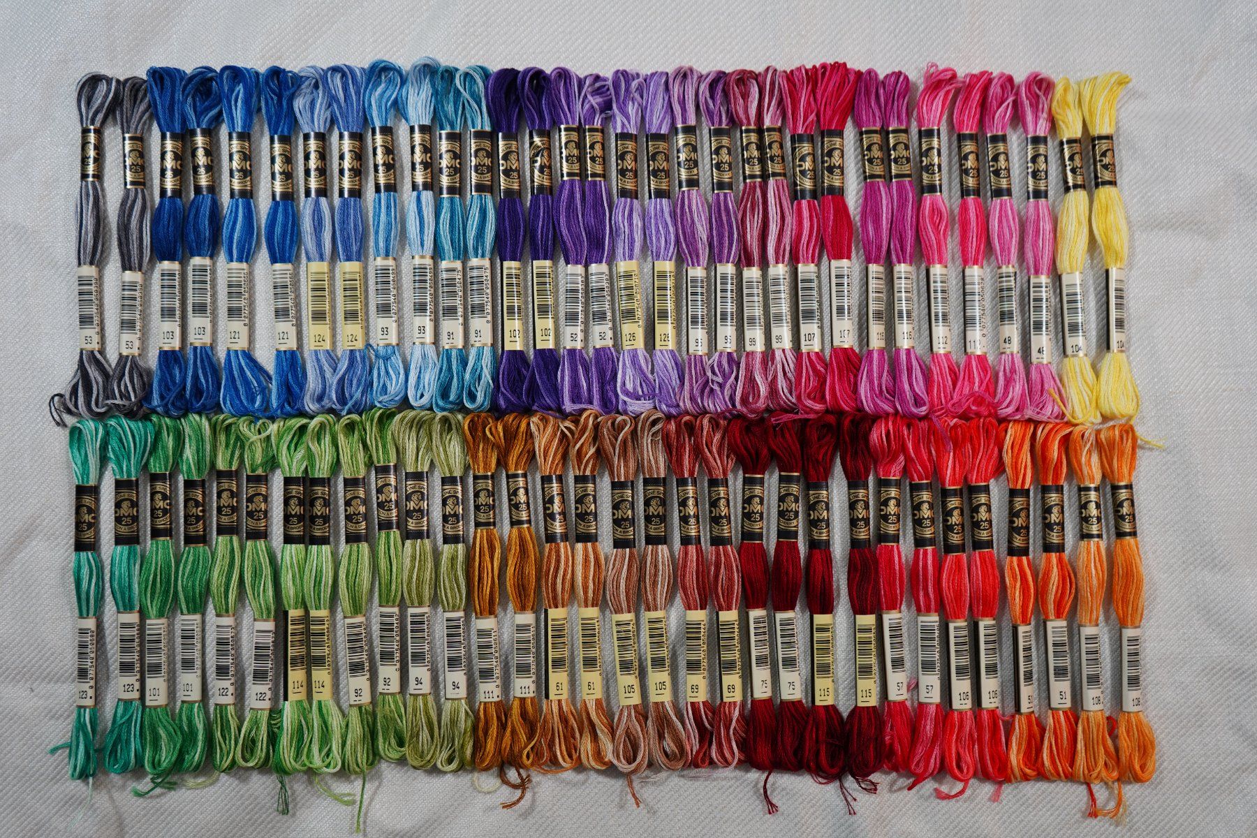 Cordicelle & Fili: 64 DMC Mouliné Spécial Multicolor Art 117 - LOSB2 – Nuovo e nell'imballaggio originale da Mels venduto da DACRI