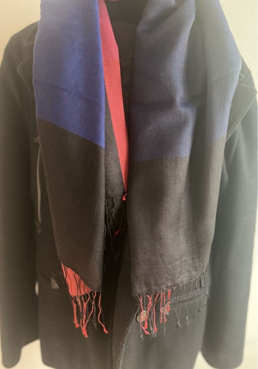 Foulards, Tücher & Schals: Étole multi-couleur 100% cachemire, franges, unisexe – Neu und originalverpackt aus Coffrane von Luxary_16 5