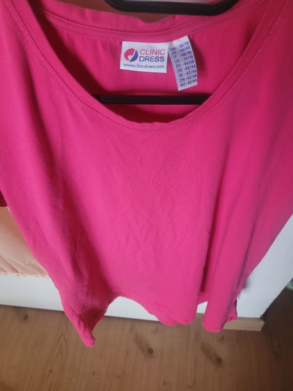 Top: Massagetop's – Nuovo (secondo la descrizione) da Aeschiried venduto da Sweetangels