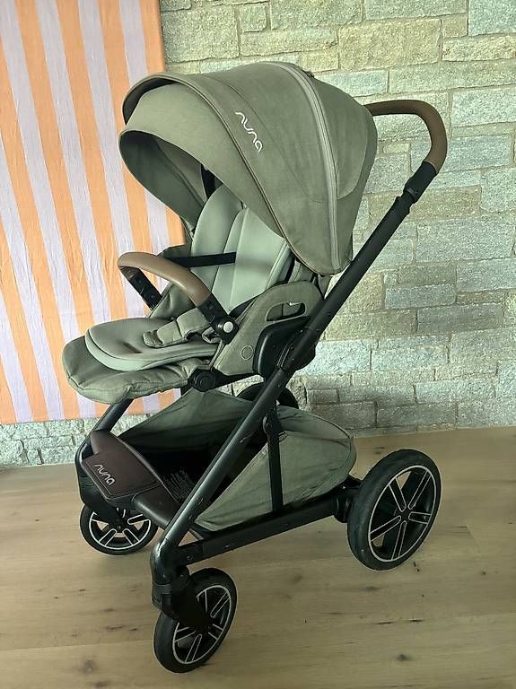 Carrozzine: Nuna Kinderwagen-Set in Piniengrün – Usato da Alpnach Dorf venduto da jos_thc2 2
