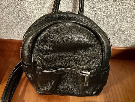 Schwarzer Lederrucksack Damen Cityrucksack Vintage