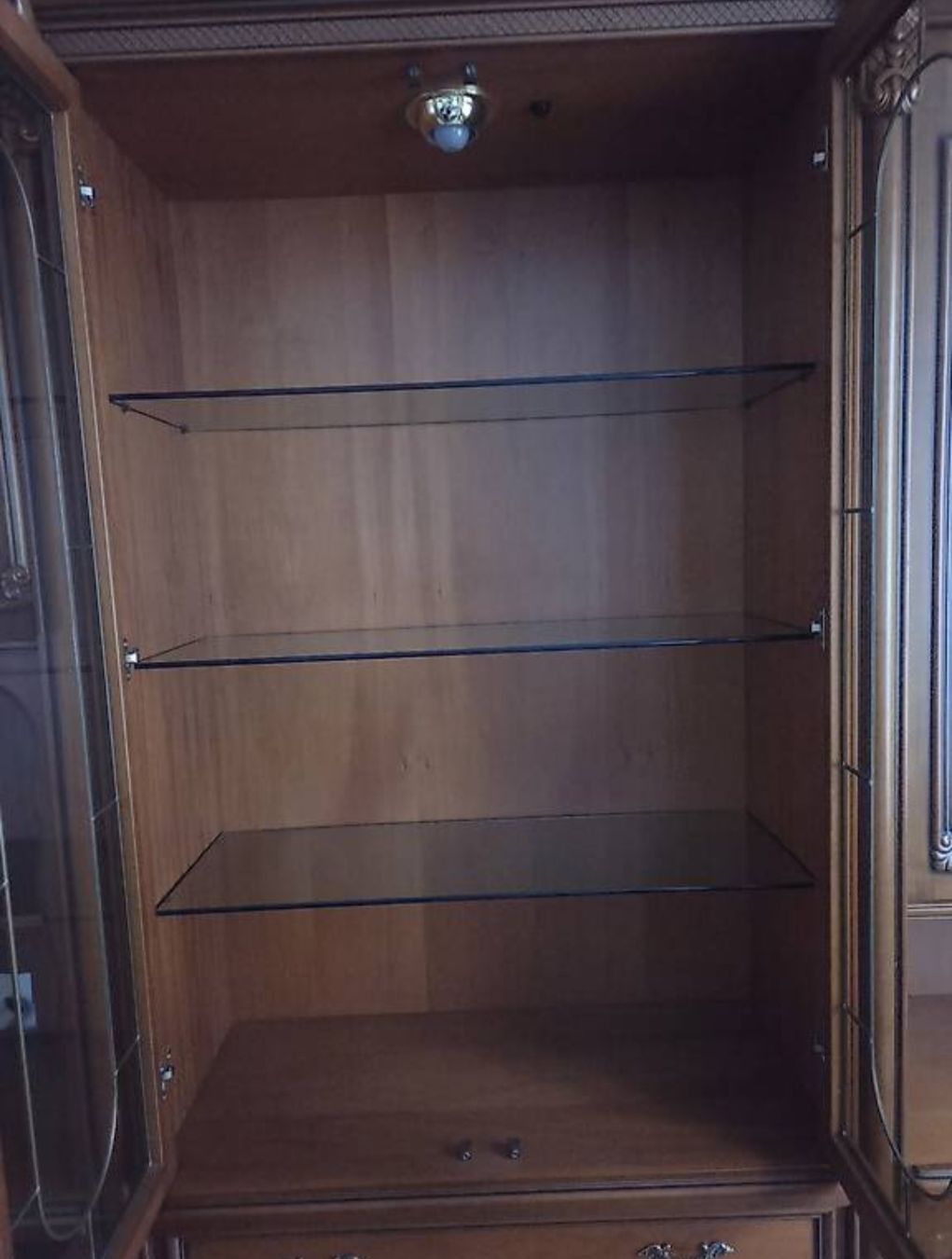 Armadi: Massive Wohnzimmermöbel aus Holz (4) – Usato da St. Gallen venduto da Ale_Ve 3