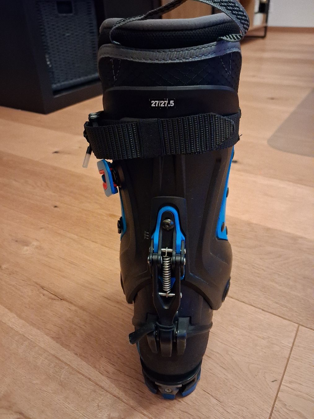 Atomic Scarpe da uomo: Chaussures de ski de randonnée Atomic Backland – Usato da Formangueires venduto da jon_z6vc 2