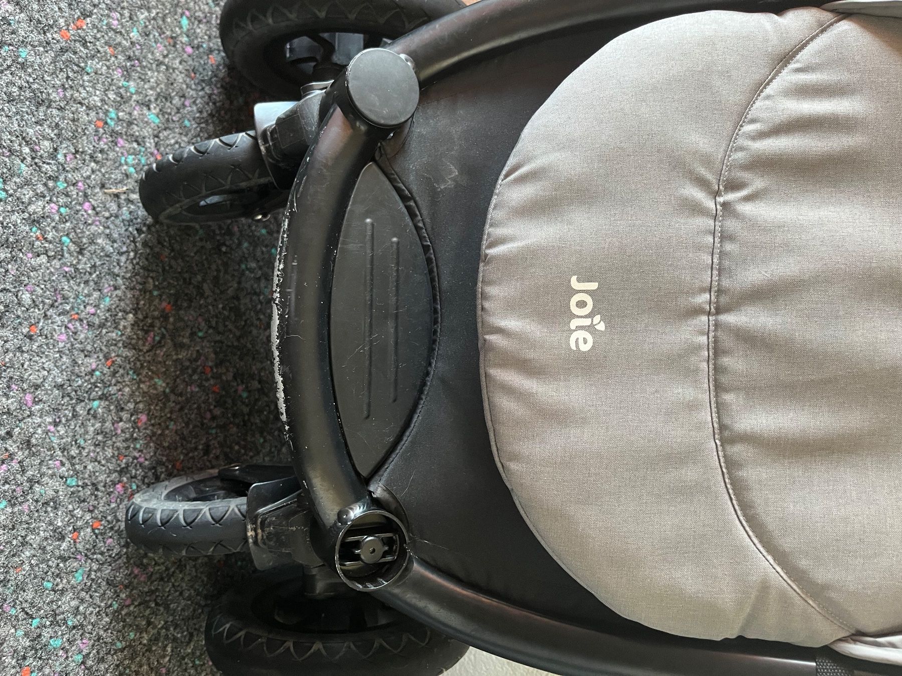 Joie Carrozzine: Joië Buggy Litetrax 4 dlx Air grau – Usato da Gattikon venduto da AnnettFloh 9