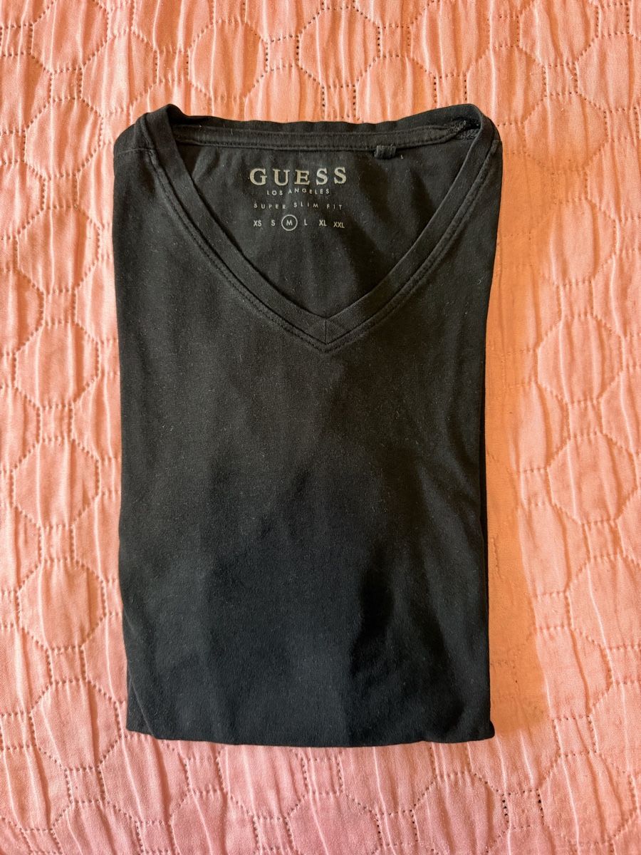 Guess Pullover & Sweatshirts: Pull noir Guess taille M – Neu (gemäss Beschreibung) aus Le Lignon von Ana2831 2