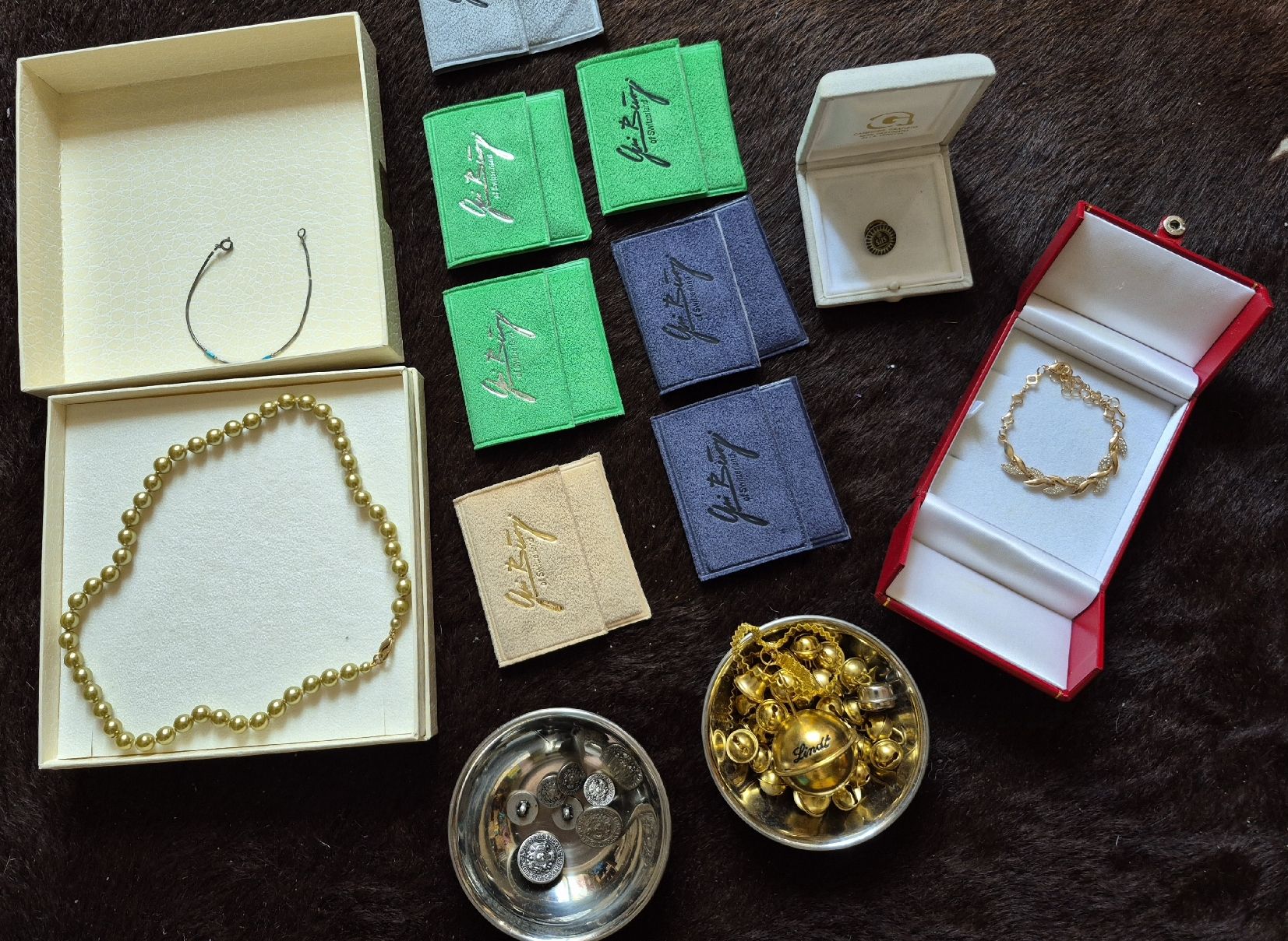 Sonstiger Schmuck: Schmuck Lot inkl. Boxen – Gebraucht aus Adliswil von cha_fq9f 1