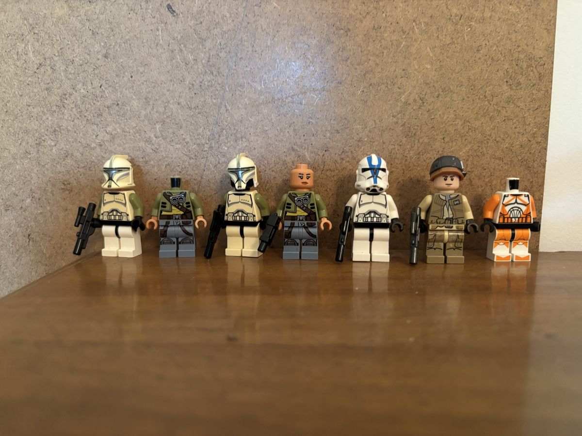 Lego Kit di costruzioni: Lego star wars minifigures – Usato da Pampigny venduto da pq1_7r9w 1