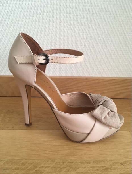 Scarpe da donna: High Heels, Sandalen, Grösse 38 – Usato da Winterthur venduto da butterfly210