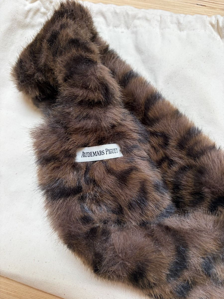 Audemars Piguet Copricapi, berretti & cappellini: Audemars Piguet Headband – Nuovo (secondo la descrizione) da Lausanne venduto da firewalk86