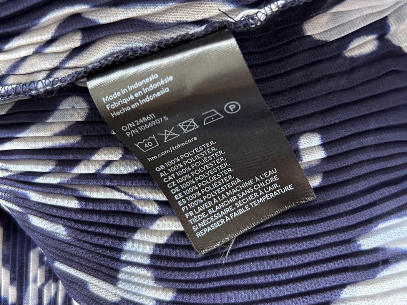 H&M Top: H&M Top – Usato da St. Gallen venduto da look-twice 4