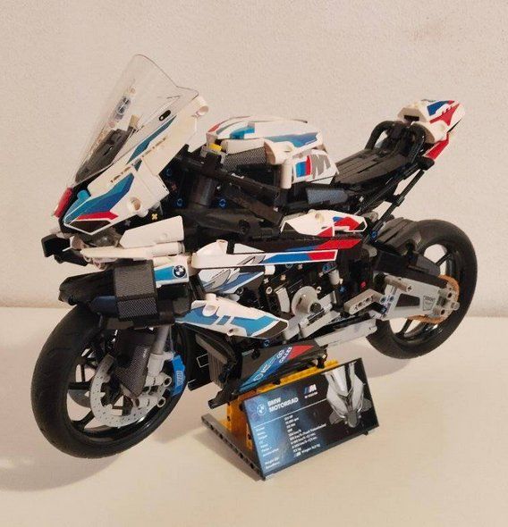 Lego Kit di costruzioni: LEGO Technic BMW M 1000 RR 42130 – Usato da Selkingen venduto da Eishase