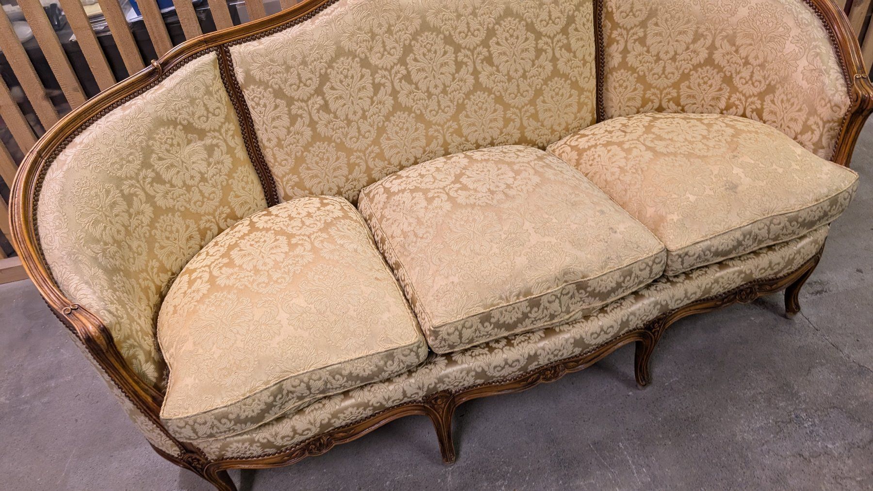 Divani: SEHR SCHÖNES ANTIKES SOFA! – Usato da Spiegel b. Bern venduto da Natix 1