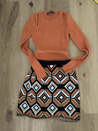 Trendiger Herbst-Pullover mit Cut-Outs, Grösse S, neu!
