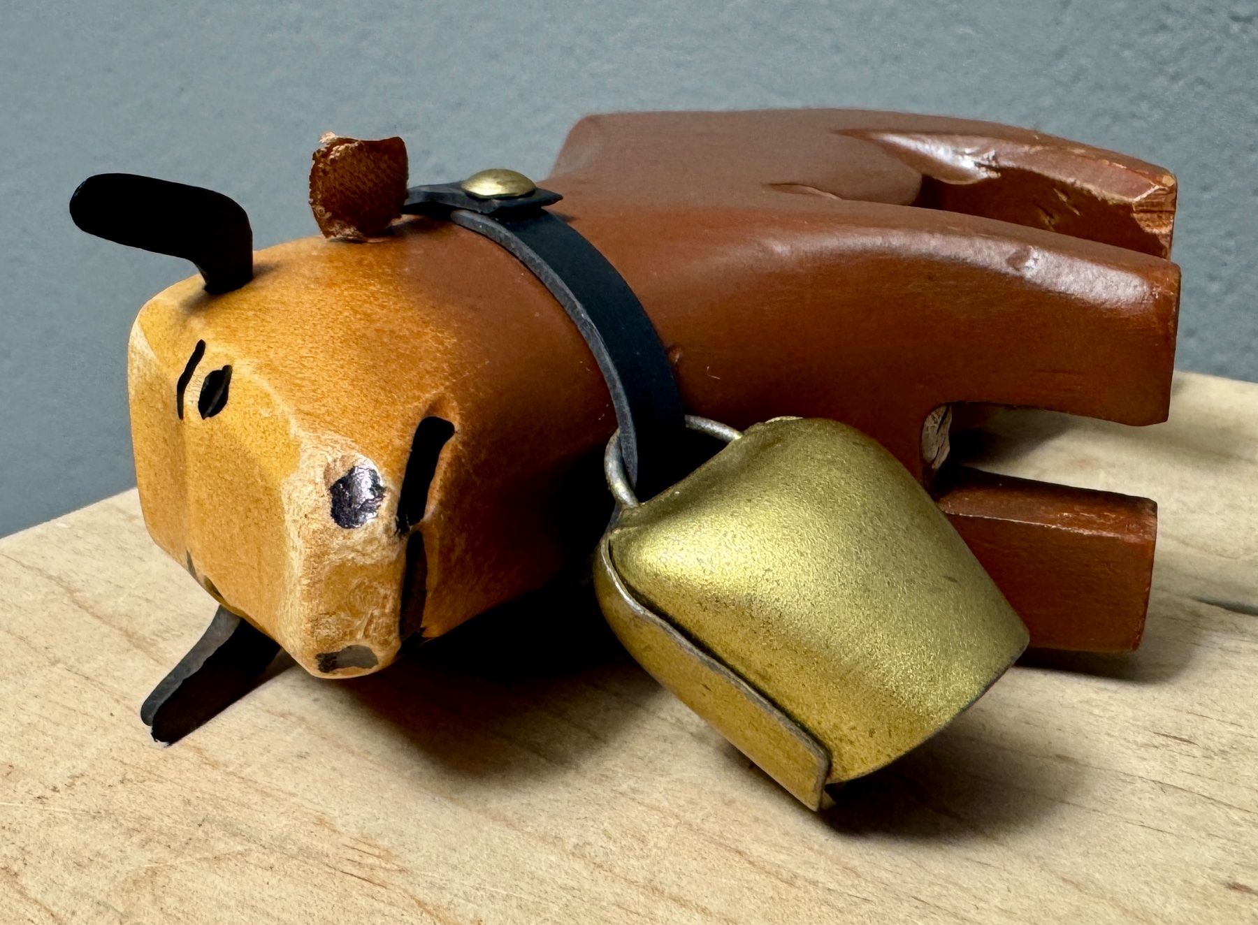 Figuren: Alte geschnitzte Holzkuh Kuh Holz – Gebraucht aus Rothrist von Luckywinner 9