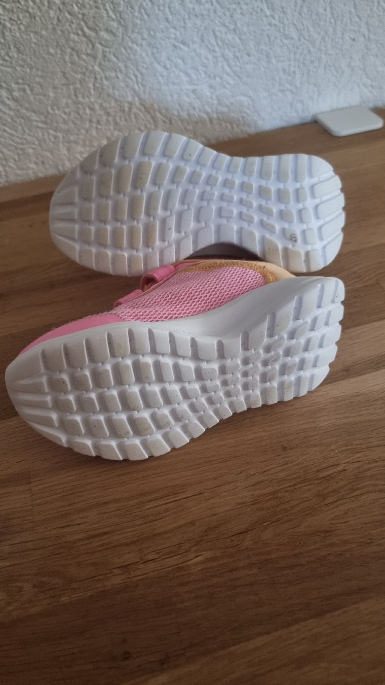 Adidas Schuhe für Mädchen: Adidas performance 29 – Gebraucht aus Les Breuleux von Mily1991 2