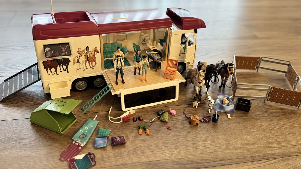 Schleich Giocattoli: Schleich Wohnmobil – Usato da Weiningen ZH venduto da proi4o 1