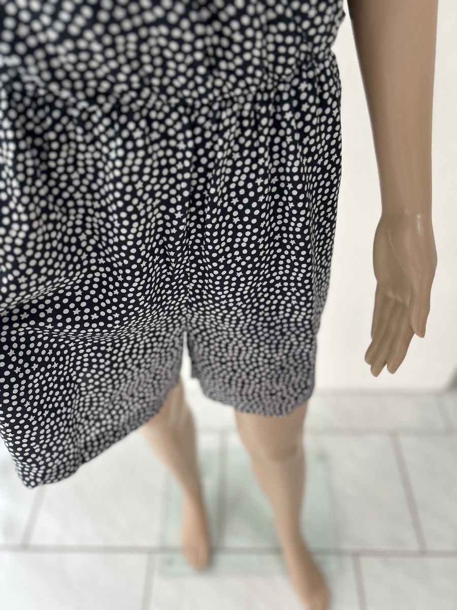 Tommy Hilfiger Jumpsuits: Tommy Hilfiger Romper Size 12 Navy White Dots – Neuf (Voir description) à Saland par ele_vc96 4