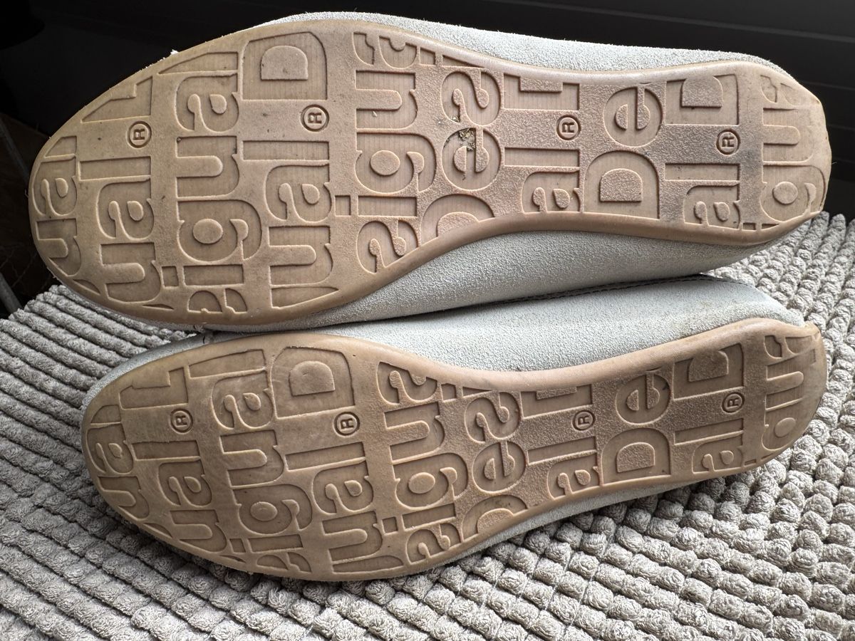 Desigual Damenschuhe: Desigual Sneaker, Turnschuhe Gr 37 – Gebraucht aus Lotzwil von Tgdromad 6
