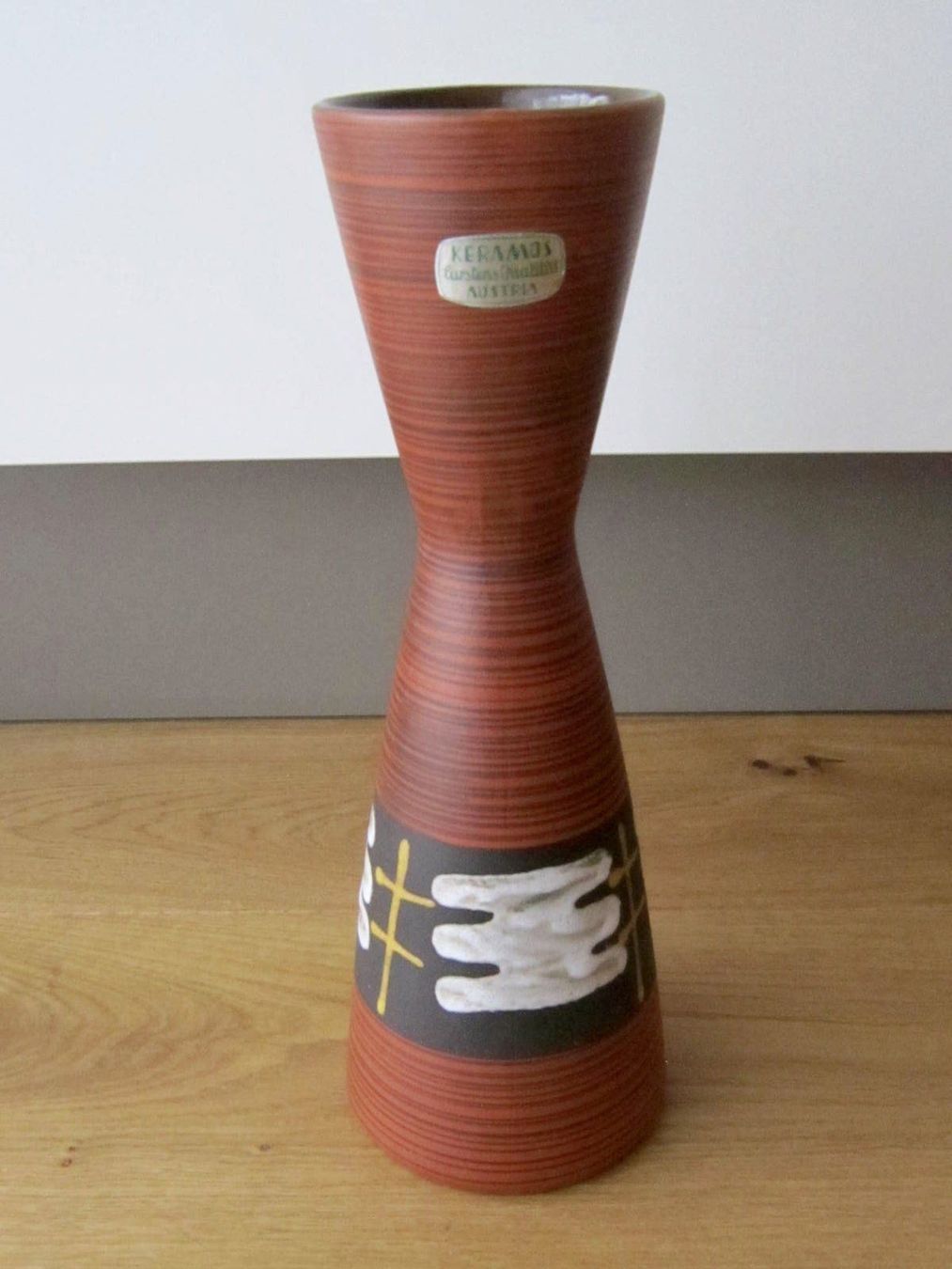 Vasen & Gefässe: 50er Jahre Keramos Vase – Gebraucht aus Lüchingen von Eeizo 1