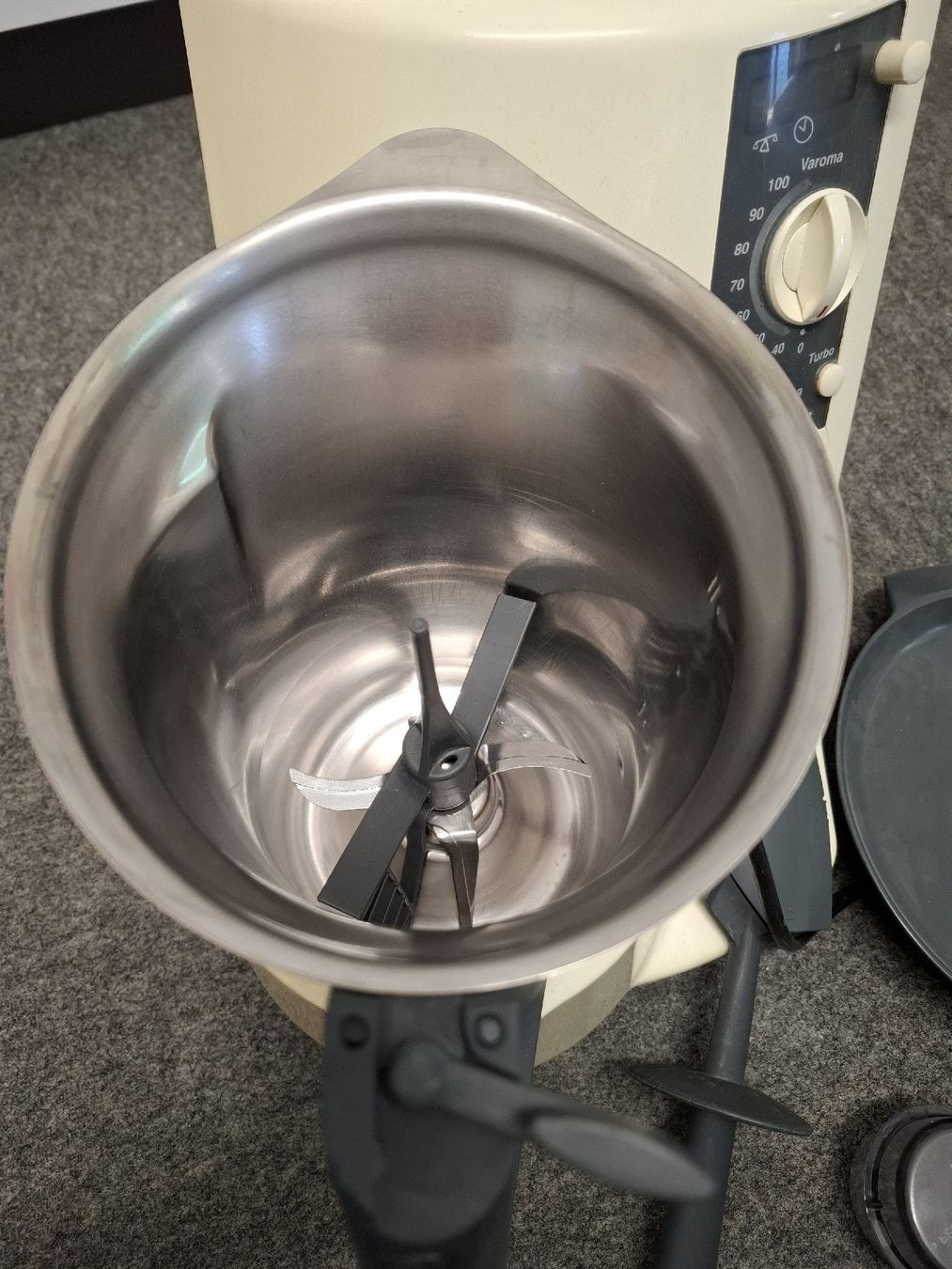Thermomix Elettrodomestici da cucina: Thermomix – Usato da Bubendorf venduto da feipelig 2