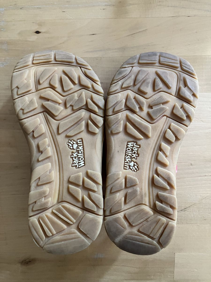 Jack Wolfskin Chaussures garçon: Jack Wolfskin Sandalen rot EU 28 – D'occasion à Zürich par 4ck 3