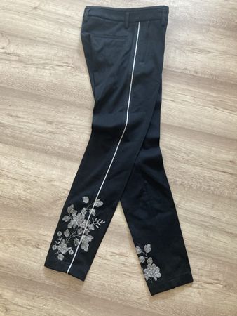 Cambio Hose Stretch schwarz XS 34/36 gestickte Blumen elega