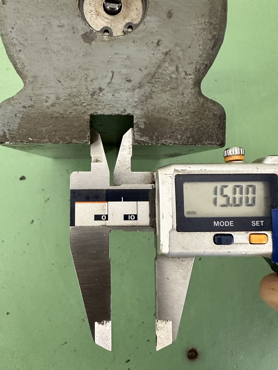 Altro per industria metallurgica: Maschinenteil. – Usato da Aarberg venduto da SNMachines 5
