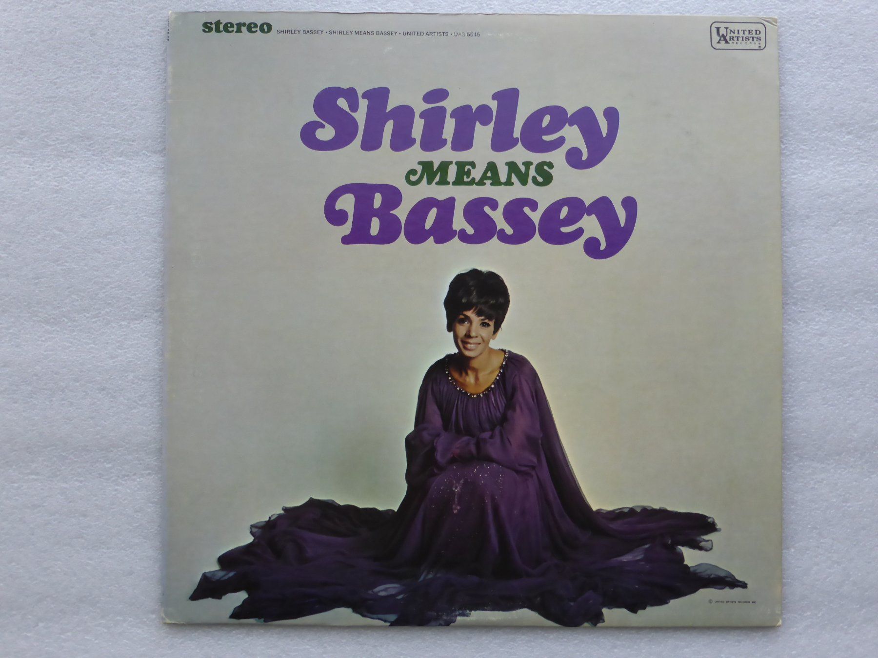 Dischi in vinile: VINYL  LP   SHIRLEY BASSEY – Usato da Küssnacht am Rigi venduto da Sunnestrahl