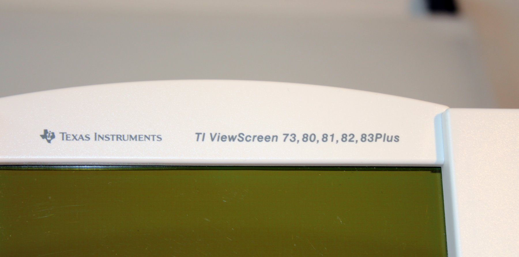 Texas Instruments Taschenrechner: TI-83 Plus Silver Edition mit Viewscreen und Literatur – Gebraucht aus Münchenbuchsee von Chaoo 2