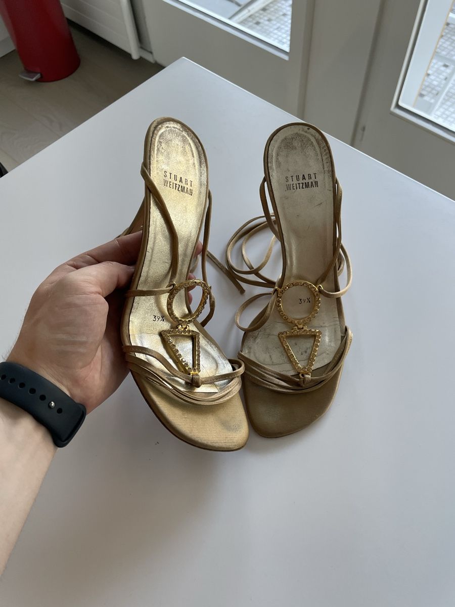 Stuart Weitzman Scarpe da donna: Stuart Weitzman doré Talons (Taille-39,5) – Usato da Genève venduto da iry_67wr
